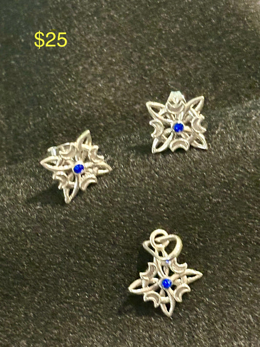 Set plata 925 aretes y dije azul de nudo de bruja